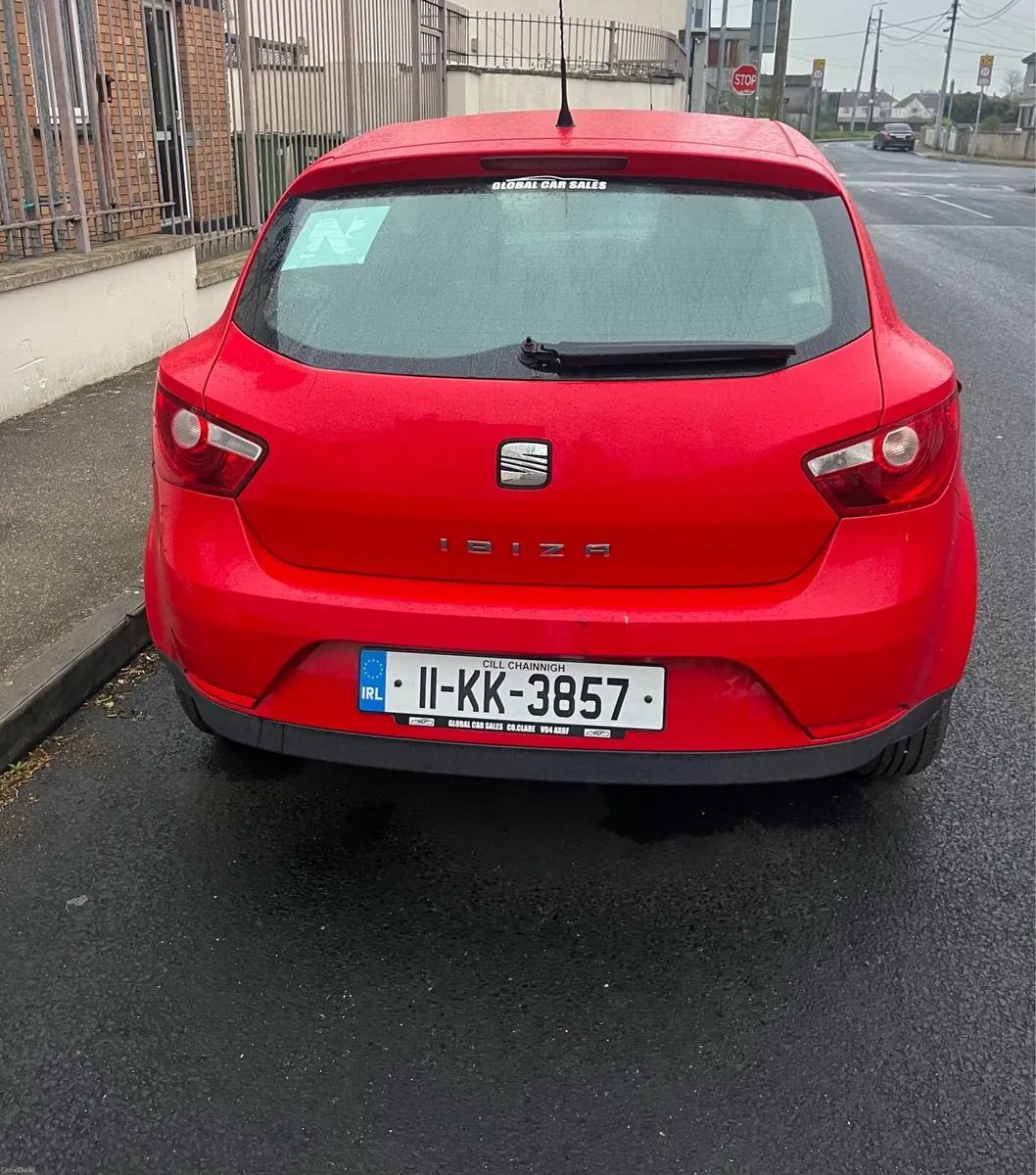 SEAT IBIZA 2011 LOW MILAGE - Image 1