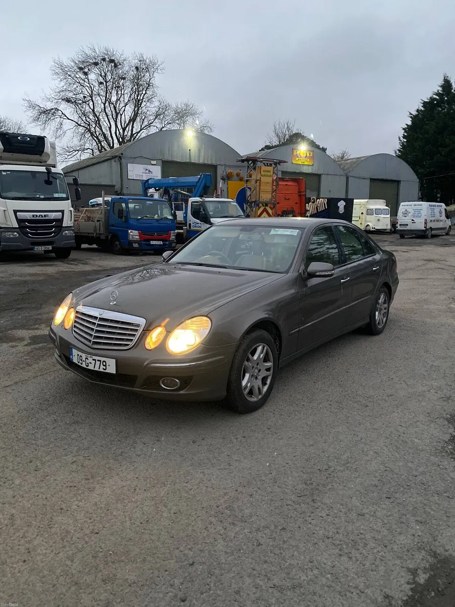 Mercedes Benz e220 - Image 1