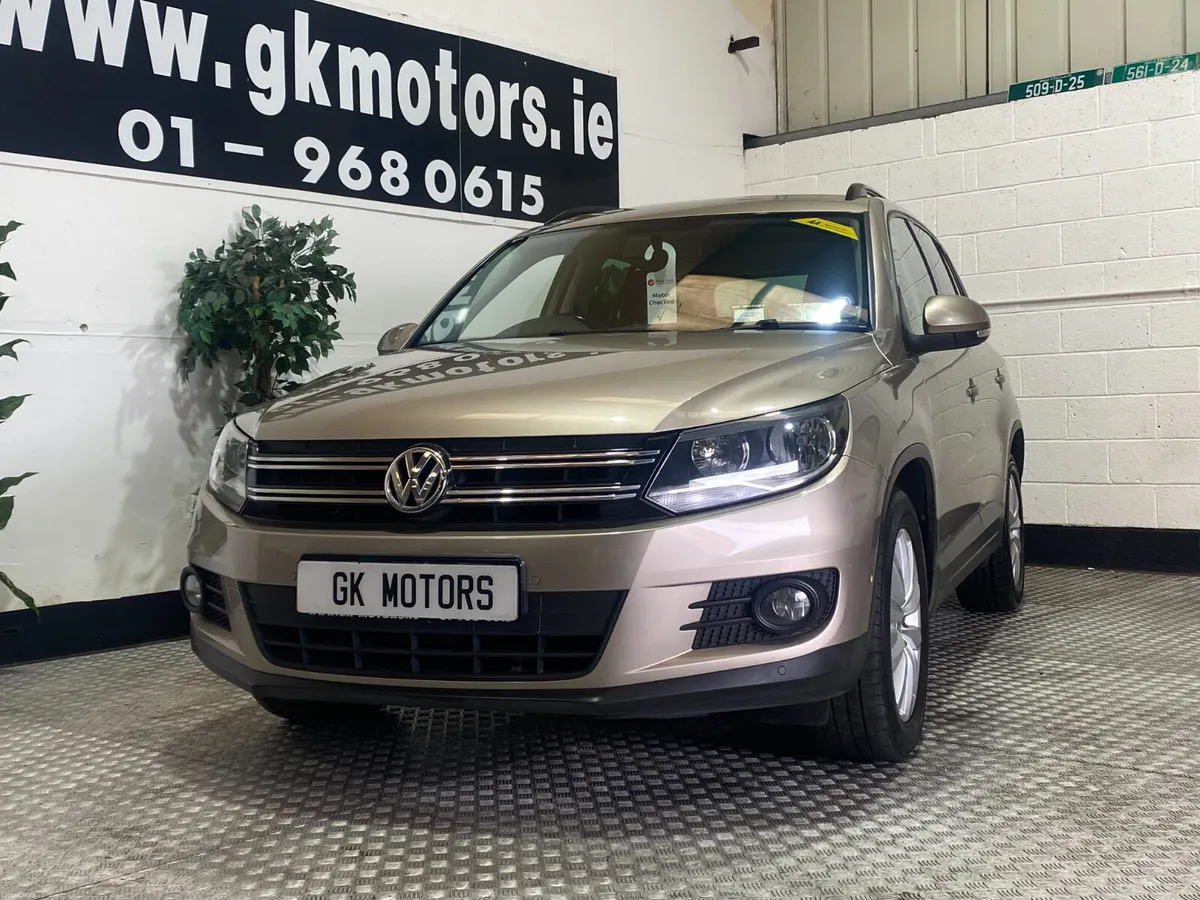 Volkswagen Tiguan 2014//ONE OWNER// - Image 2