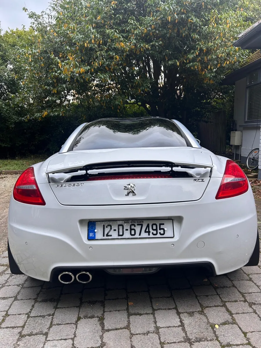 Peugeot RCZ 2012 low mileage sports car - Image 2