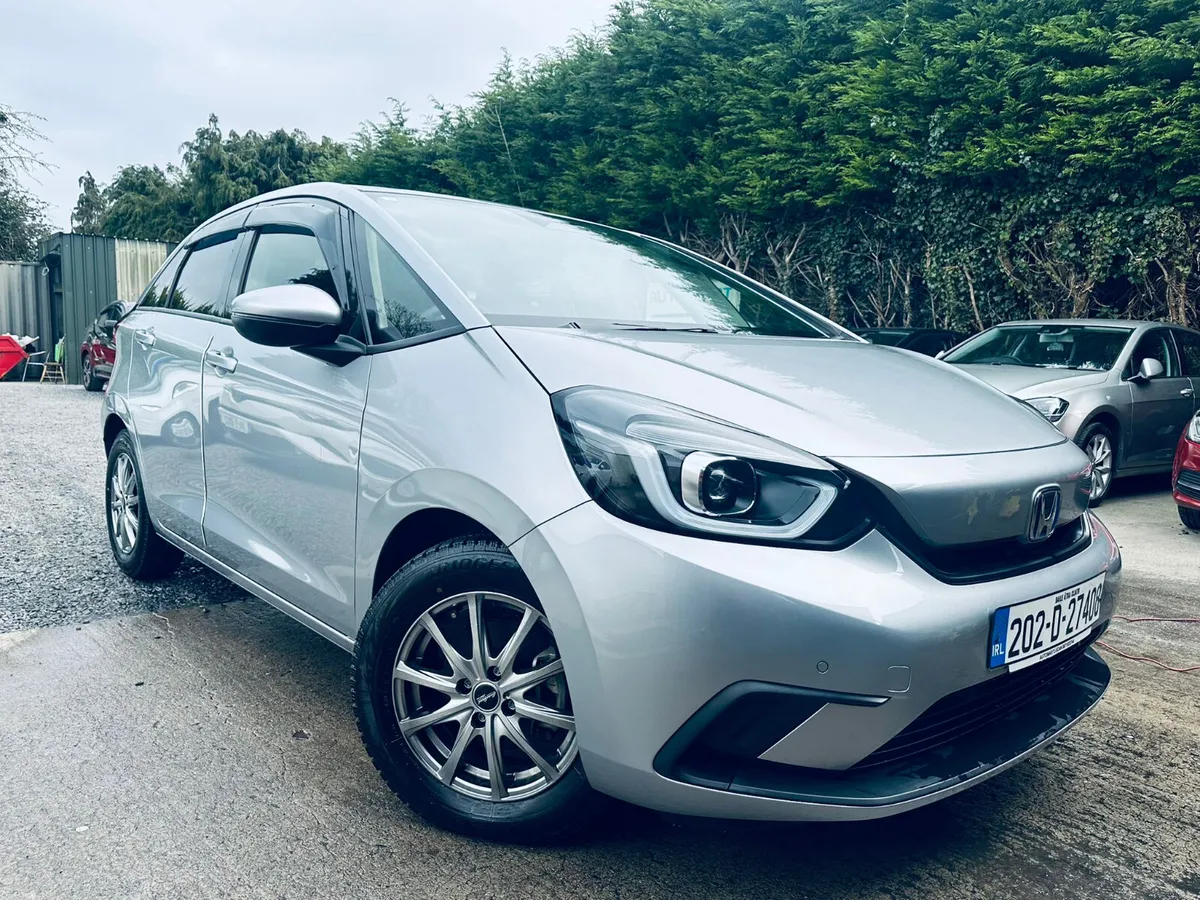 Honda Fit 2020 1.5 HYBRID AUTO  43000 K KM ONLY - Image 1