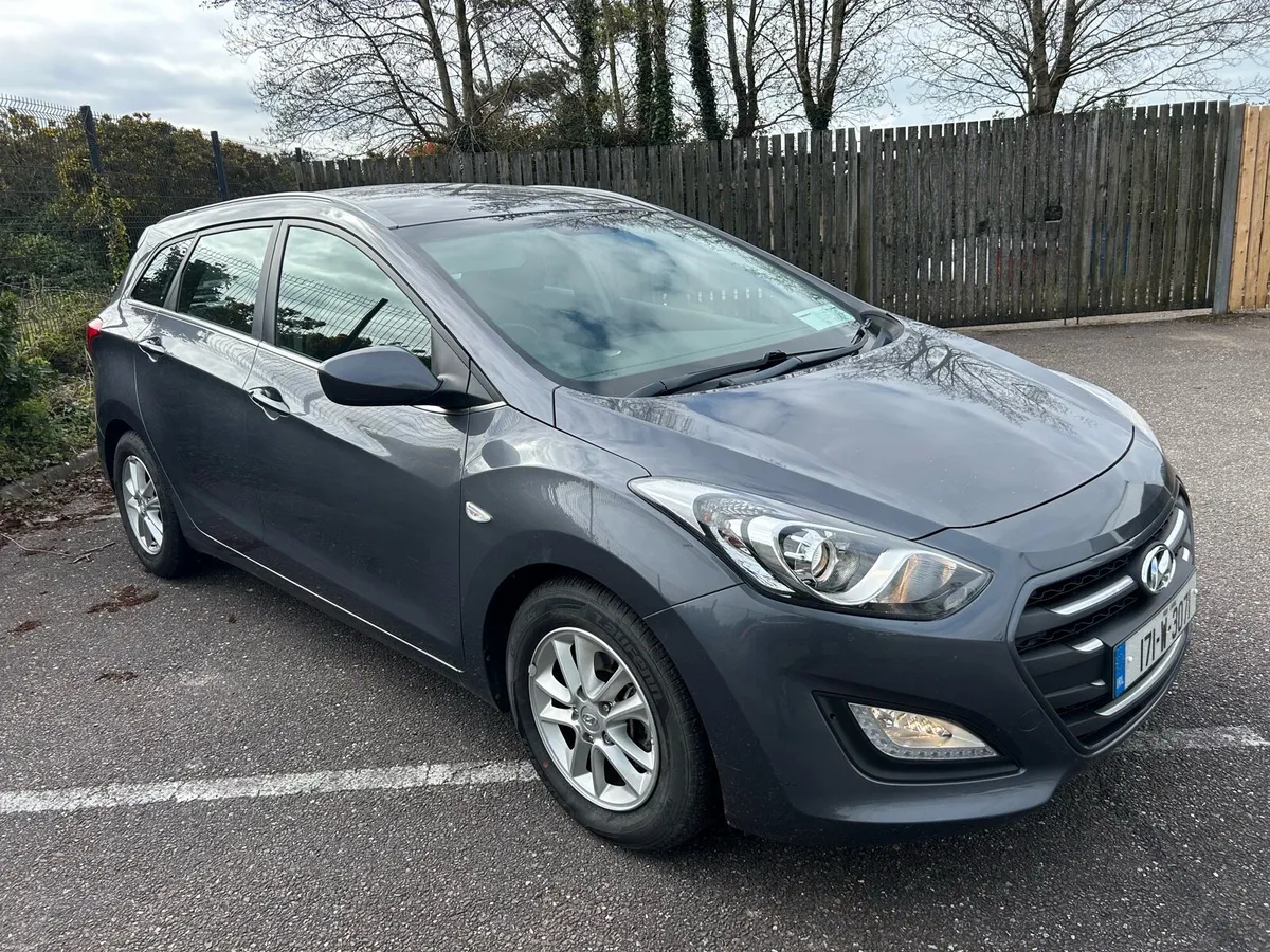 Hyundai I30 Estate *NCT & TAX* - Image 3