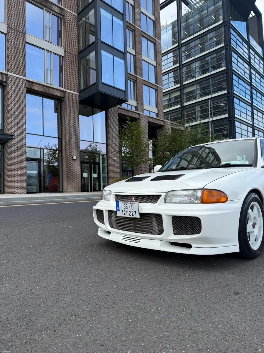 Mitsubishi Lancer Evo 3 - Image 4