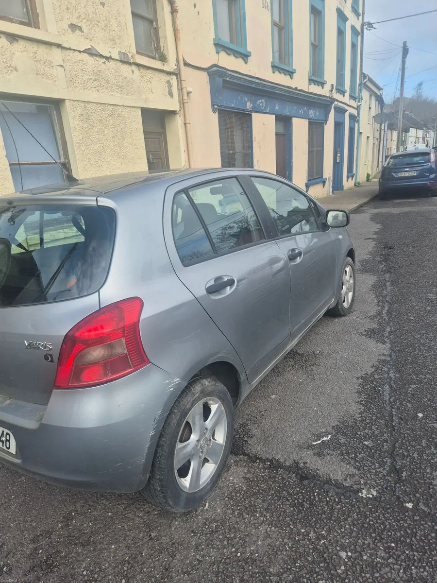 Toyota Yaris 2007 - Image 4