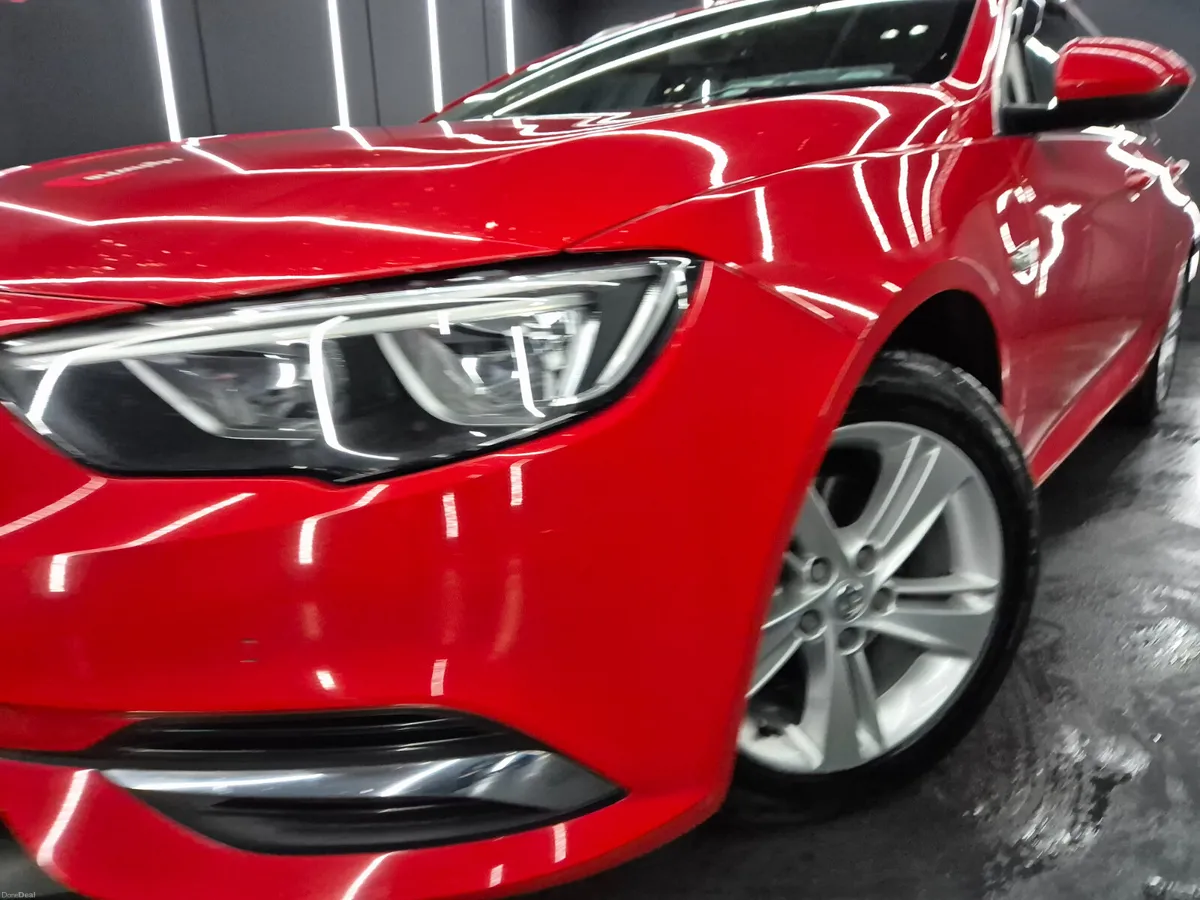 Vauxhall Insignia 2018 - Image 2