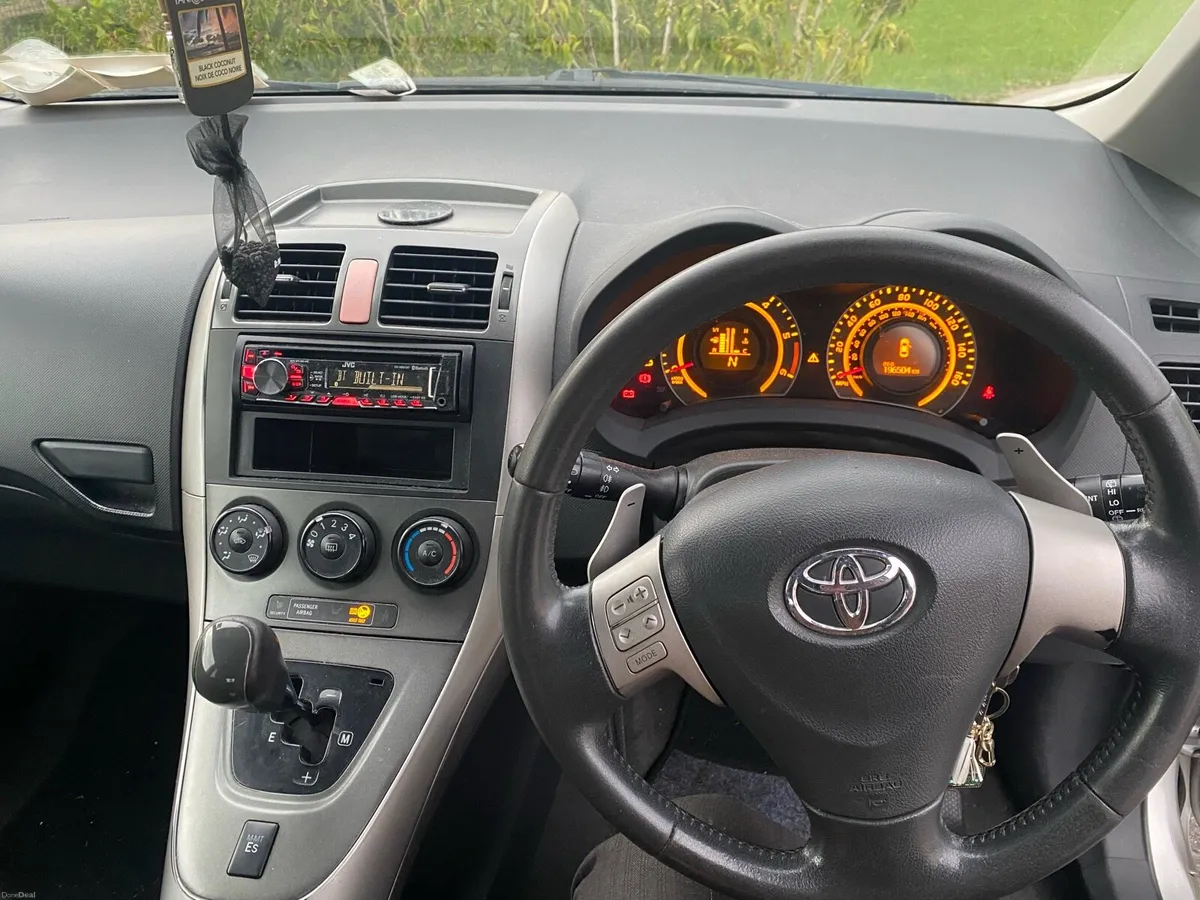 2009 Toyota Auris 1.4 Diesel Automatic - Image 1