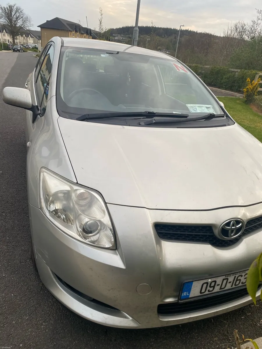 2009 Toyota Auris 1.4 Diesel Automatic - Image 3