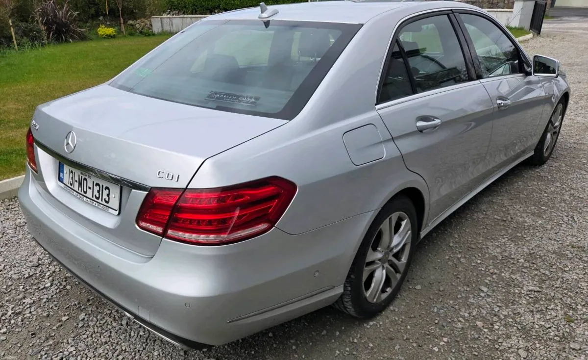 2013 Mercedes-Benz E-Class E220 - Image 3