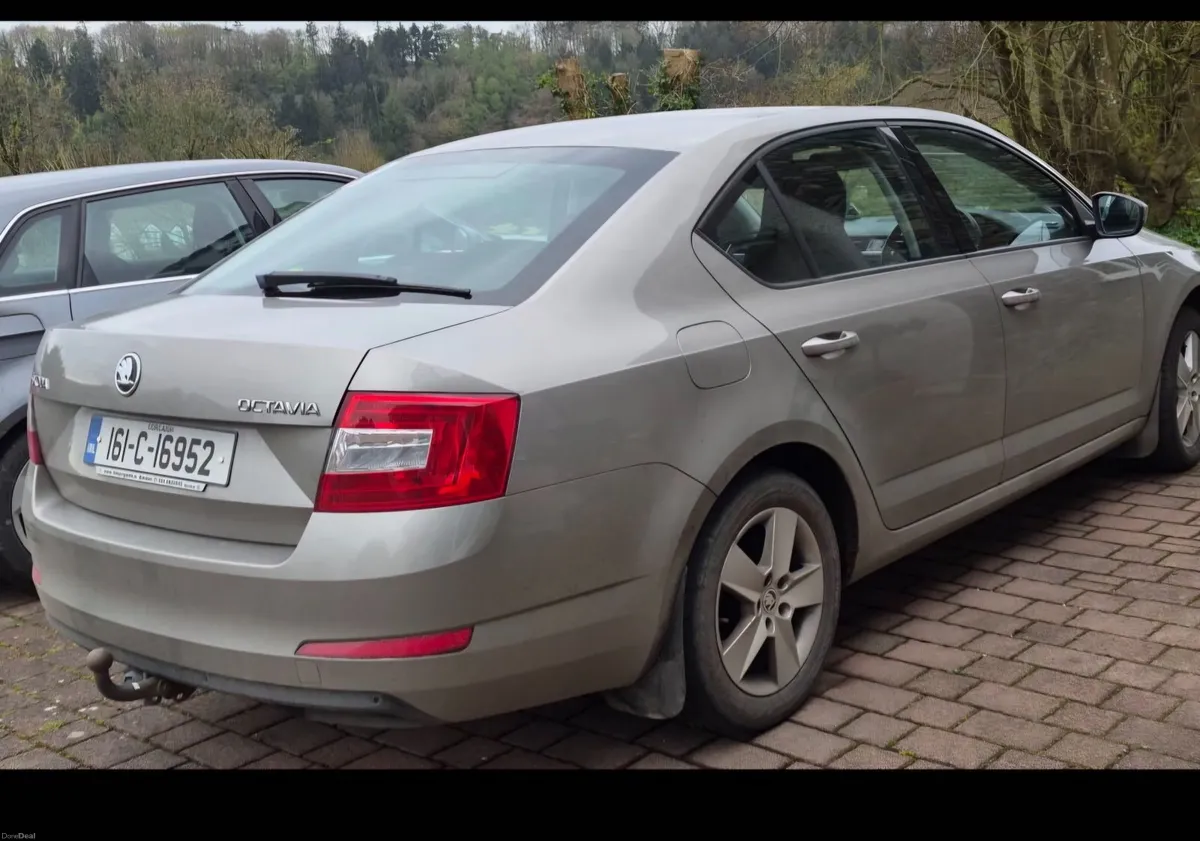 Skoda Octavia 2016 - Image 3