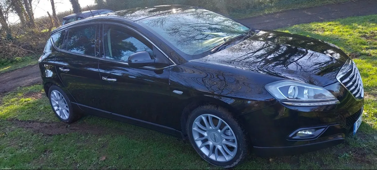Chrysler Delta 2013 - Image 1
