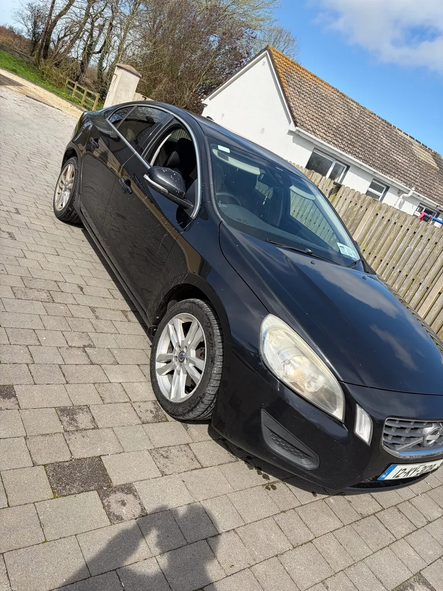 Volvo s60 D4 - Image 1