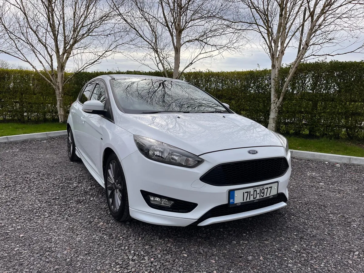 Ford Focus 1.5 TDCI ST - Line - Image 2