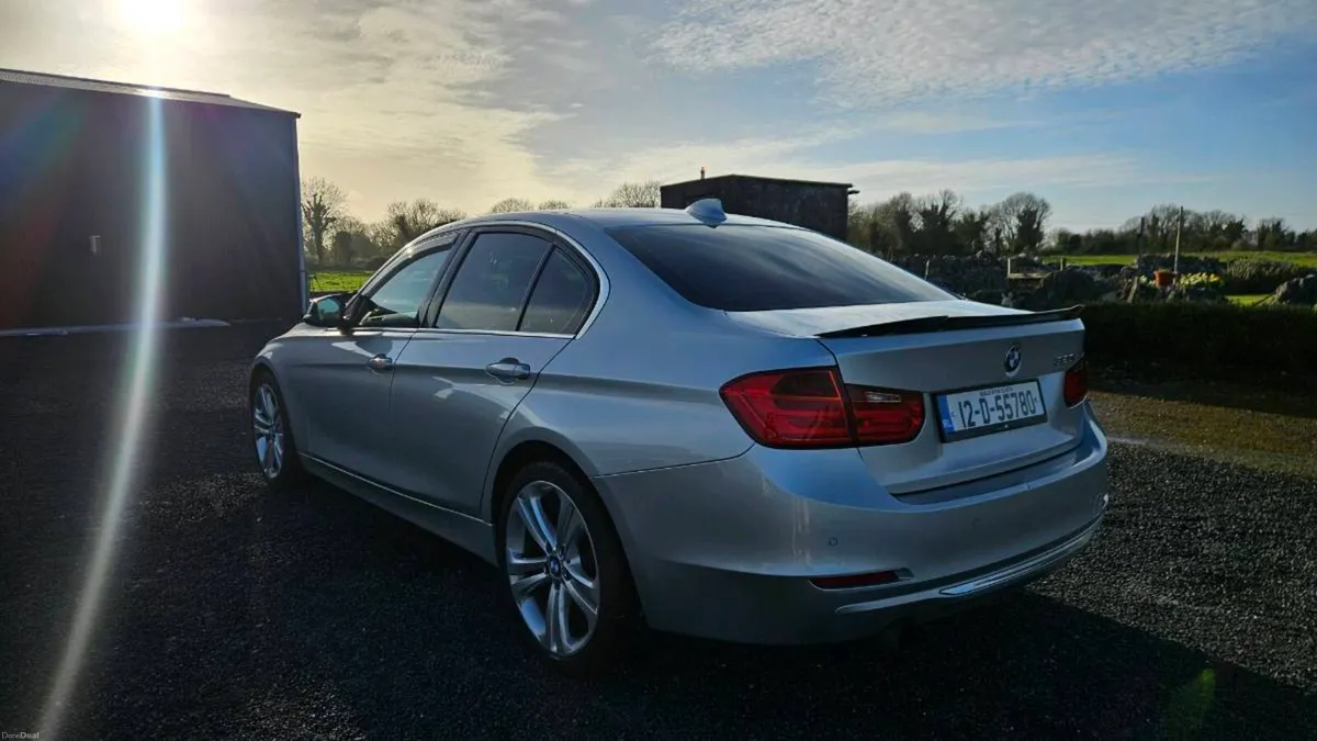 BMW 320i (F30) Luxury Spec - Image 3