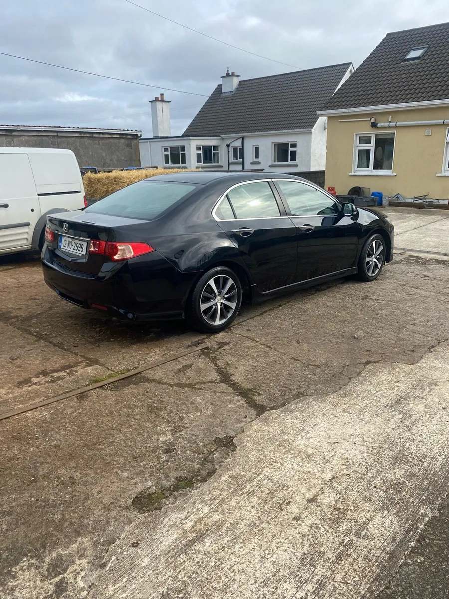 Honda accord - Image 2