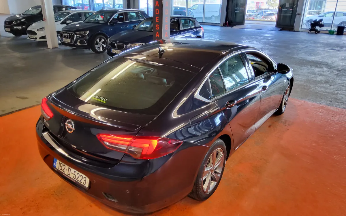 Opel Insignia 2019 - Image 3