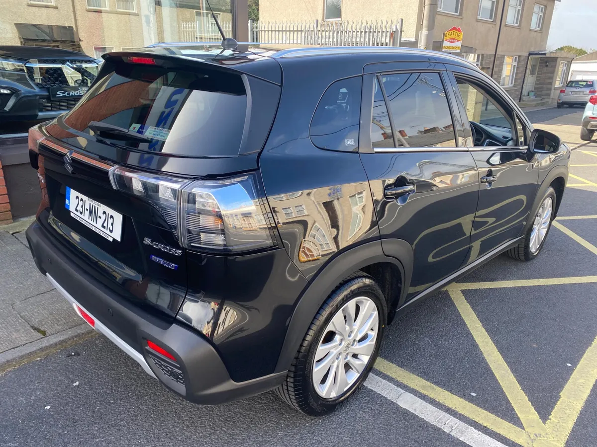 Suzuki S-Cross 1.4 B/JET Motion 2023 - Image 4
