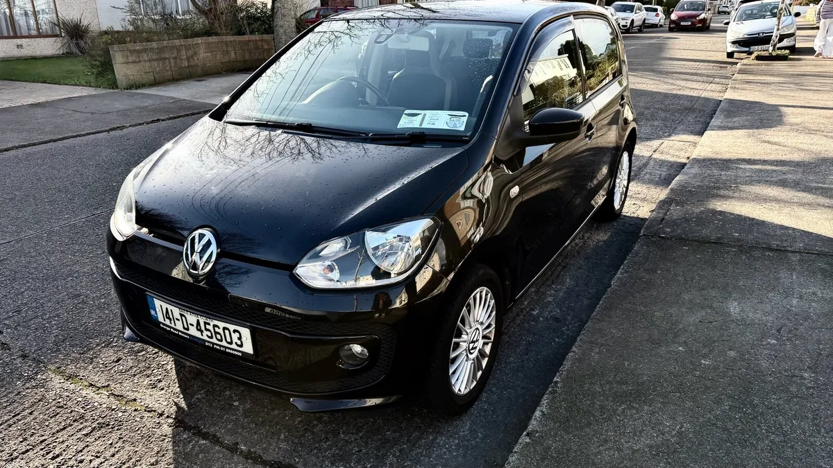 Volkswagen UP Automatic/ 6.9K / Mint - Image 1