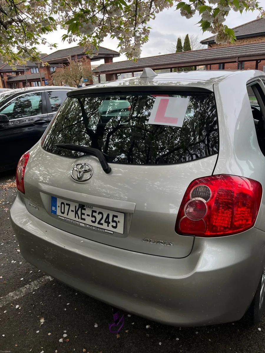 Toyota Auris 2007 - Image 4