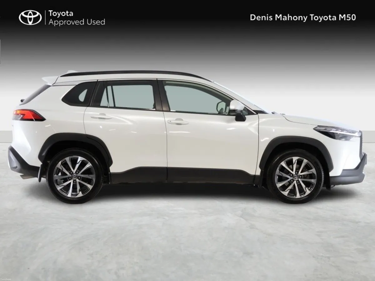 Toyota Corolla Cross Luna Sport Hybrid - Image 3