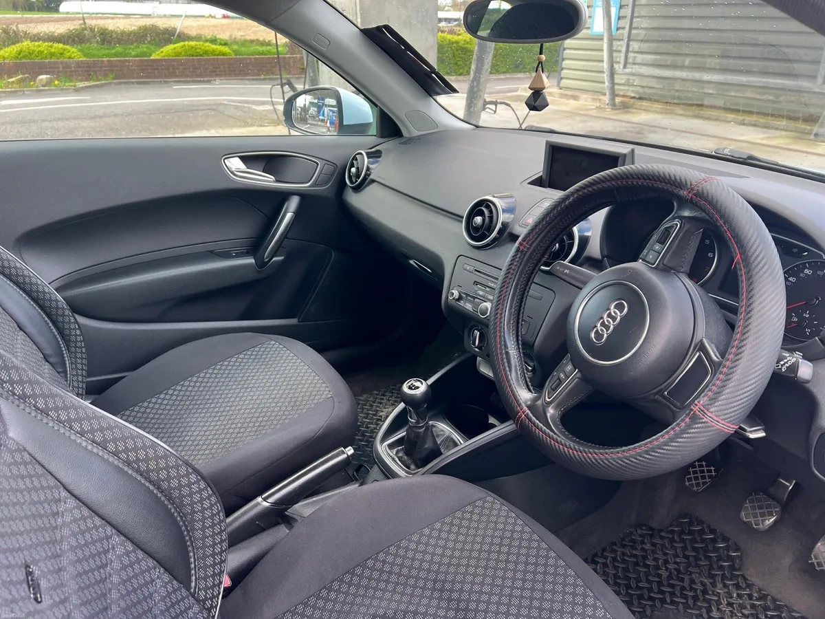 Audi A1 Petrol 2010 134k miles with NCT & Tax - Image 3