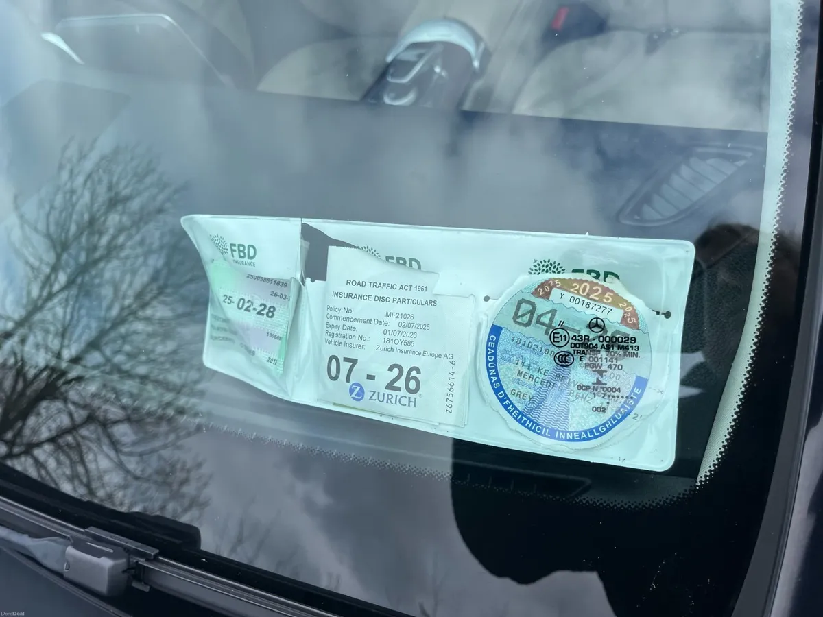 Mercedes-Benz C-Class 2018 - Image 2