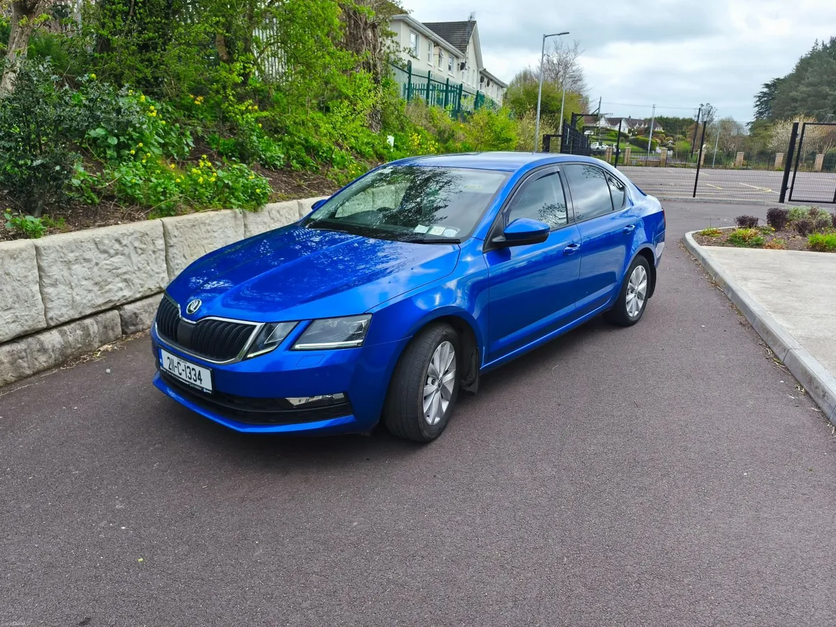 2021 Skoda Octavia - Image 3