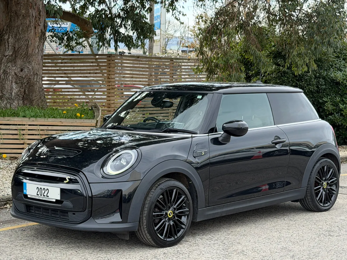 2022 Mini Electric..LEVEL 2 SPEC..2 keys - Image 2