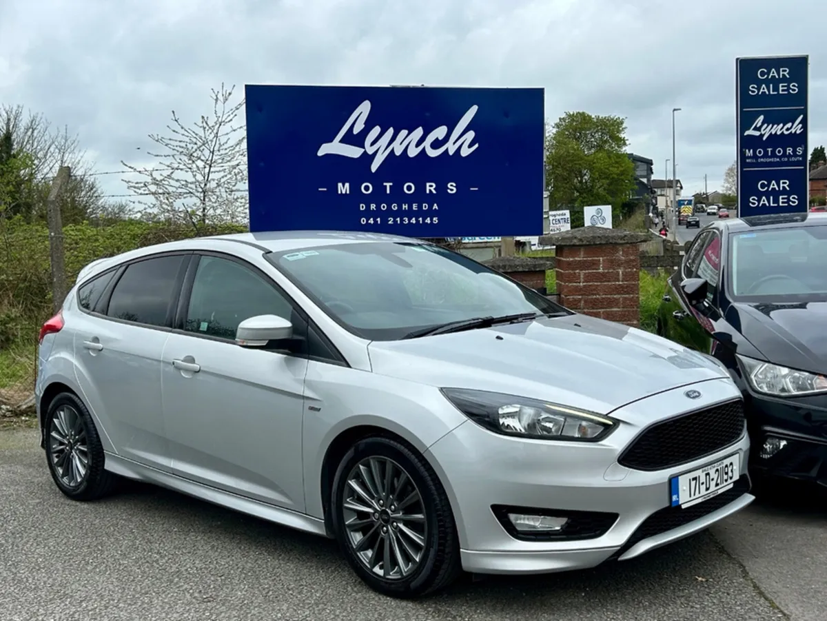 Ford Focus ST-LINE 1.5 TD 120PS 6SPEED 4DR - Image 3