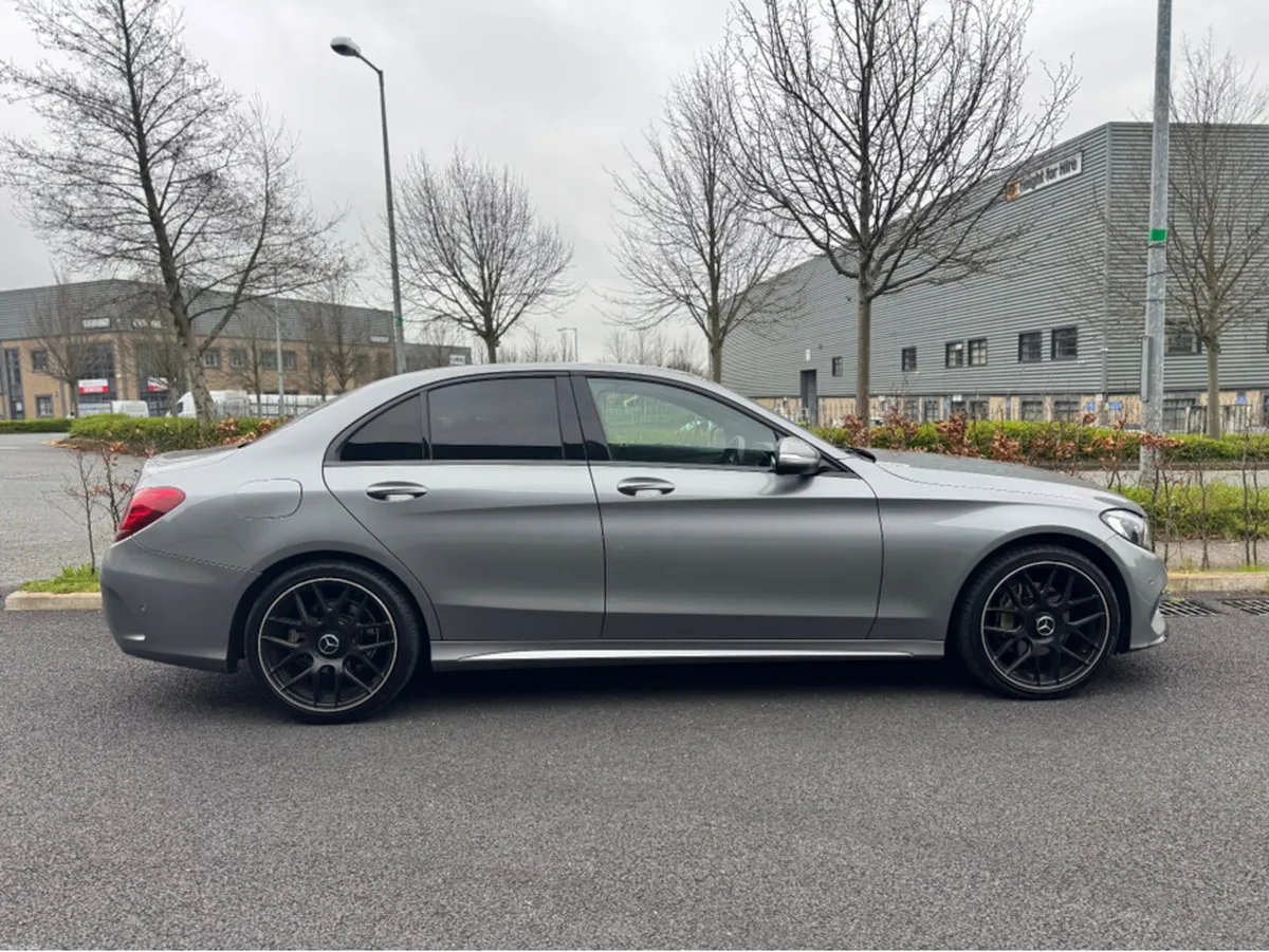 Mercedes-Benz C-Class 2.1 D  AMG LINE - Image 3