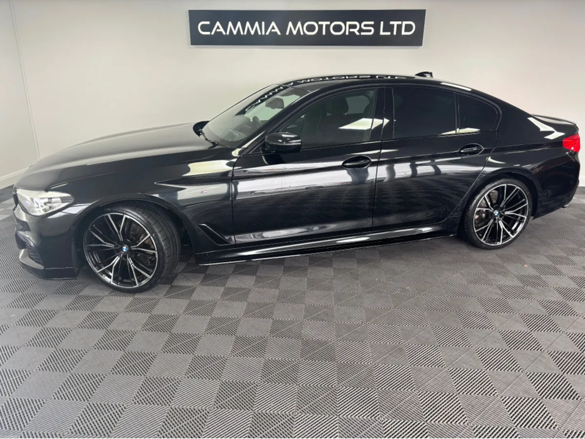 BMW 5-Series *BMW 520D* *LOW MILEAGE* *REVERSE CAM - Image 4