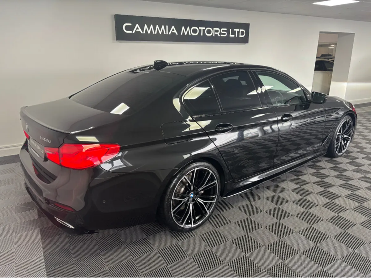 BMW 5-Series *BMW 520D* *LOW MILEAGE* *REVERSE CAM - Image 5