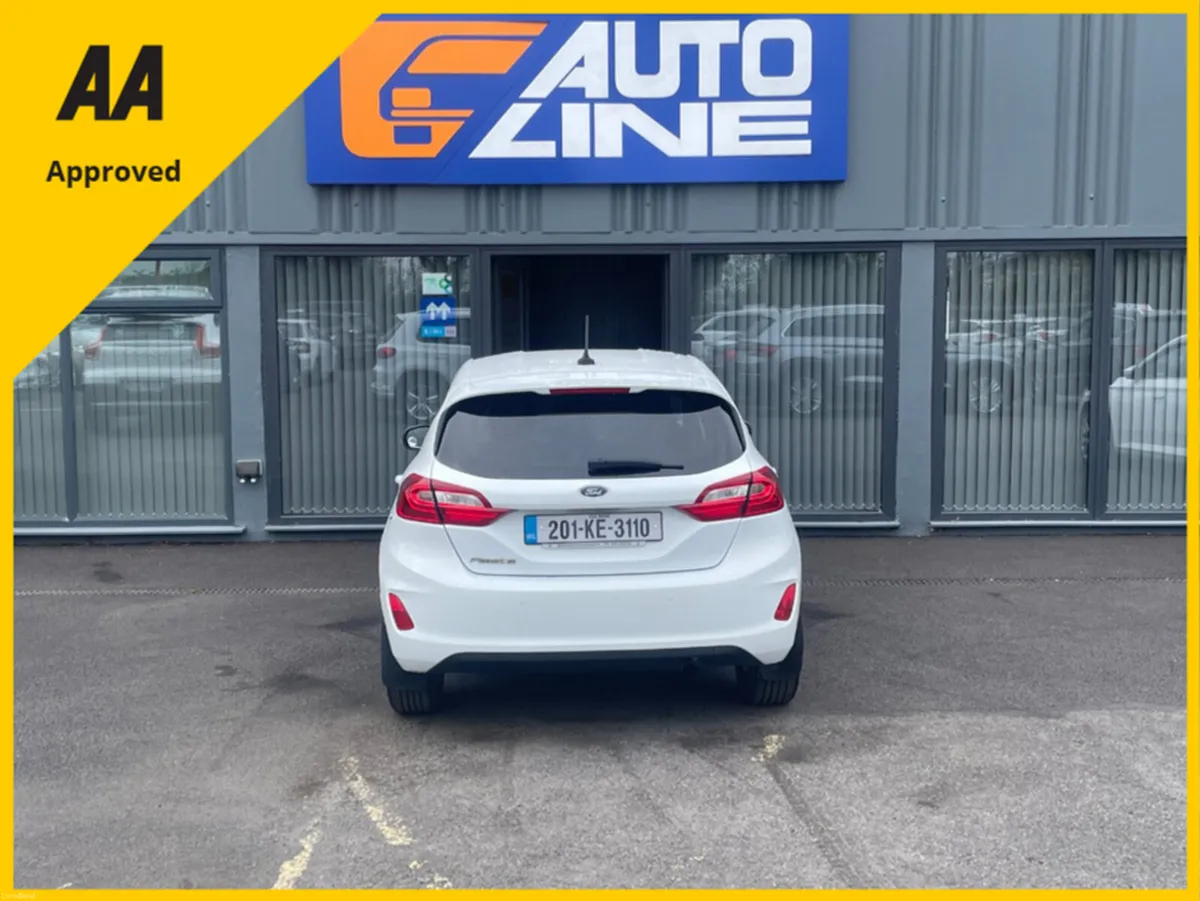 Ford Fiesta ZETEC 1.1 75PS M5 5DR 4DR - Image 4