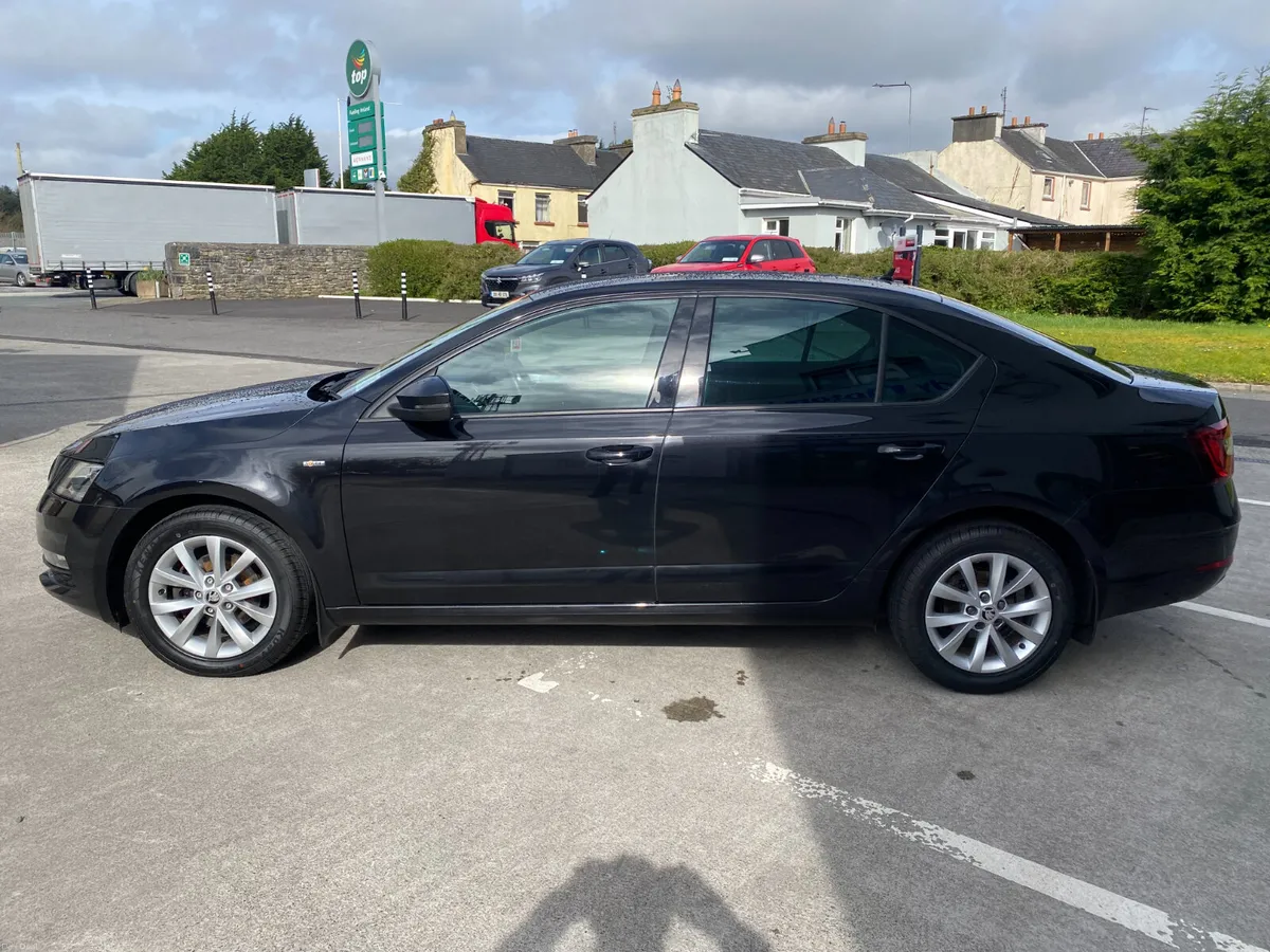 2019, Skoda Octavia Soleil 1.6 TDI - Image 4