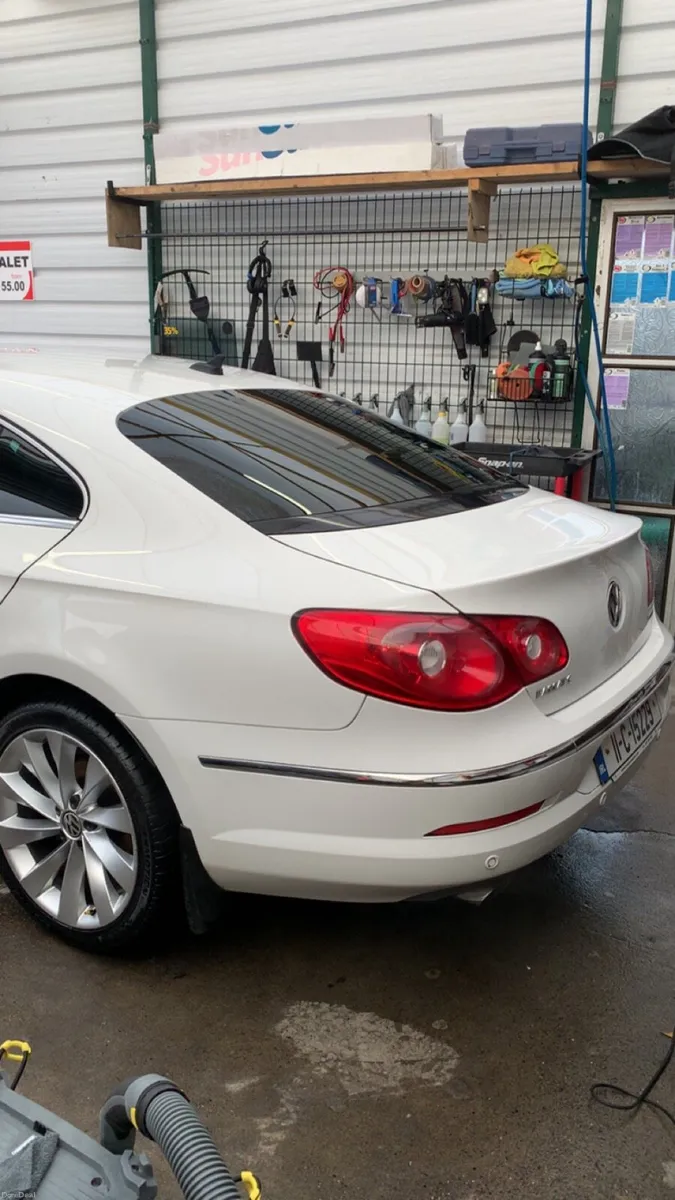 Volkswagen Passat CC - Image 3