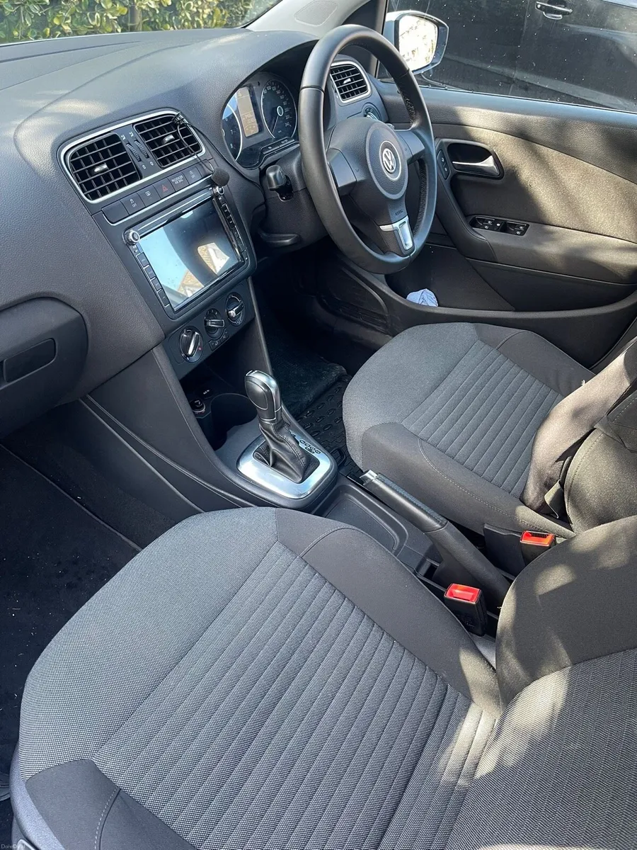Volkswagen Polo 2013 Automatic - Image 4