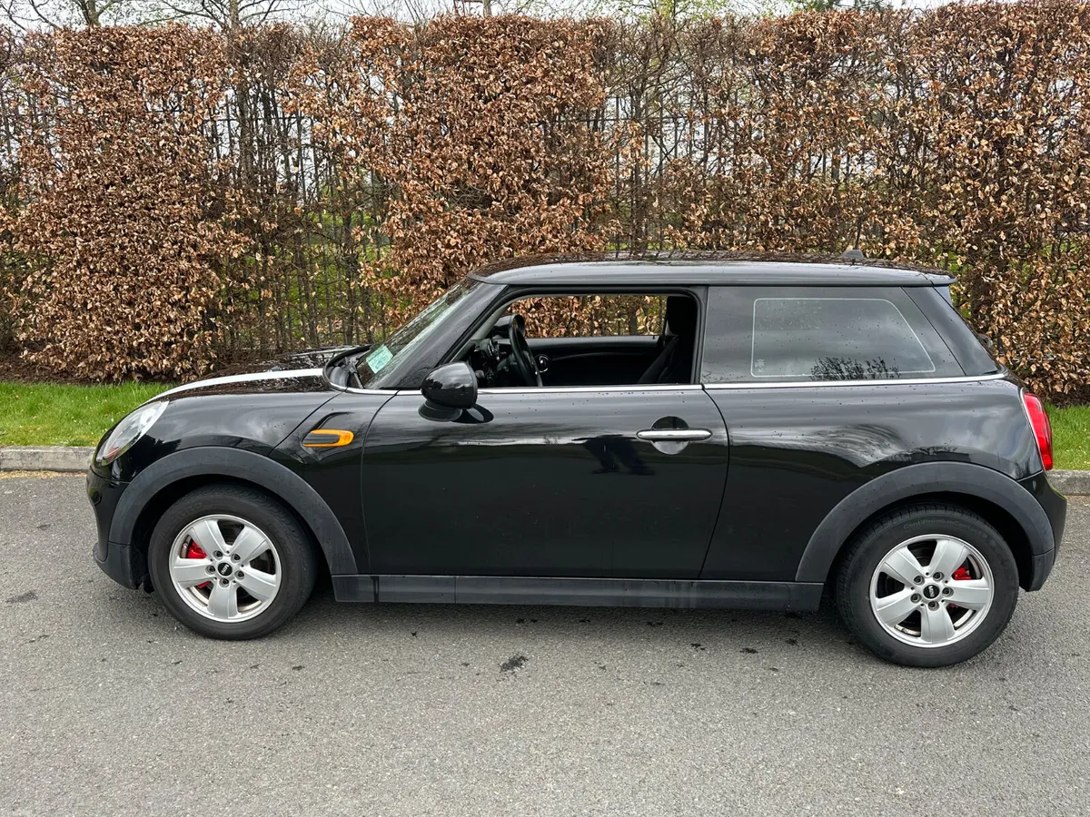 Mini One 2017 NCT 2027 Manual - Image 6