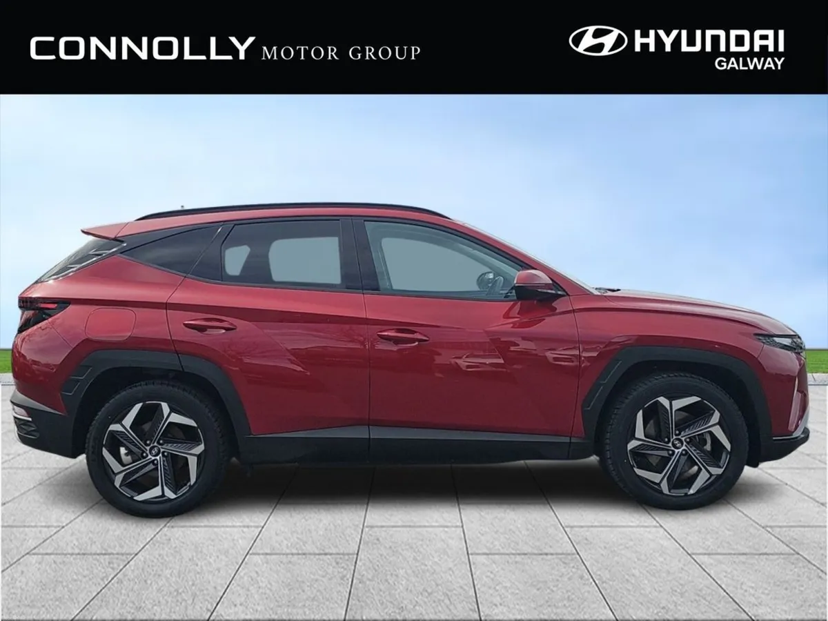 Hyundai Tucson 4WD Executive PHEV Auto - Image 4