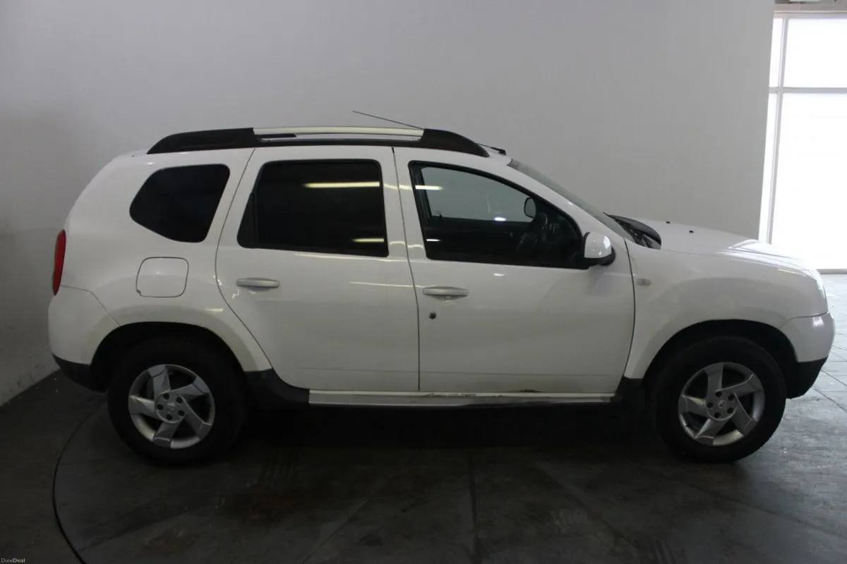 Dacia Duster DUSTER SIGNATURE1.5 DCI COMMERCIAL - - Image 4