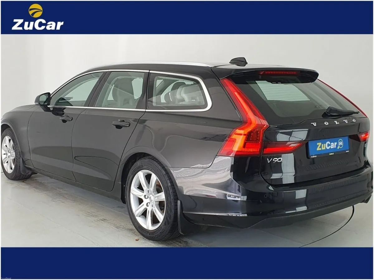 Volvo V90 D3 2.0L 150hp Momentum Geartronic - Image 4