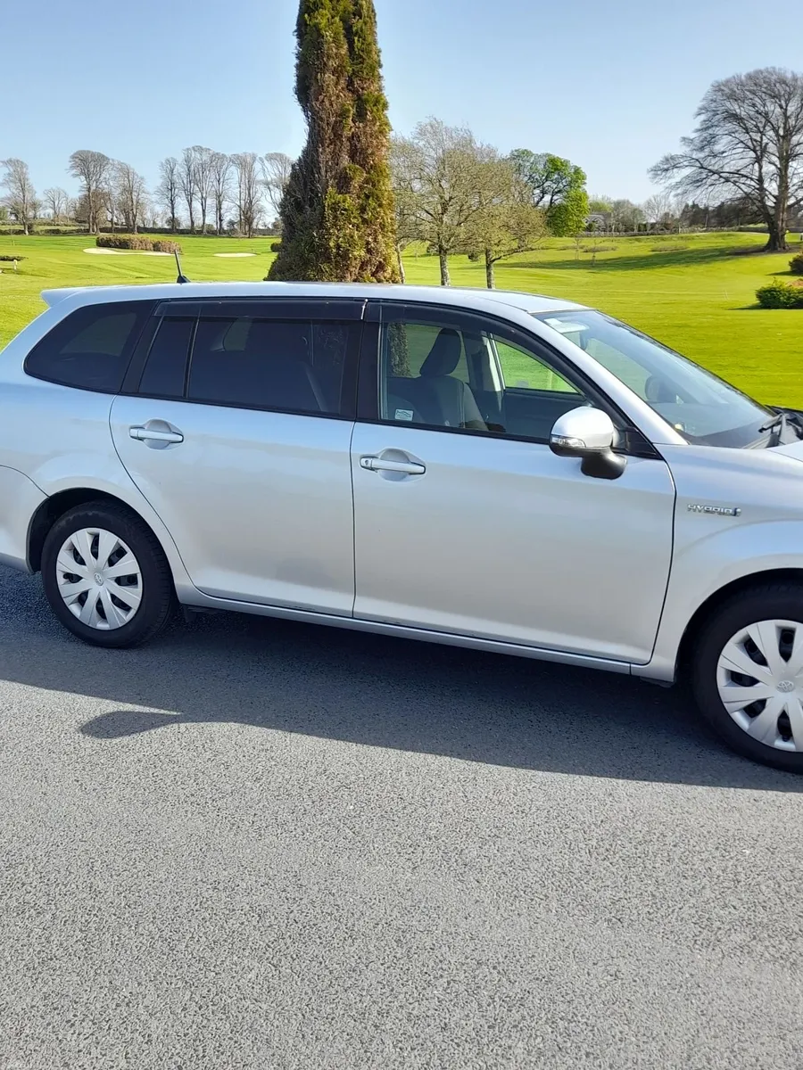 Toyota Corolla 2017 - Image 3