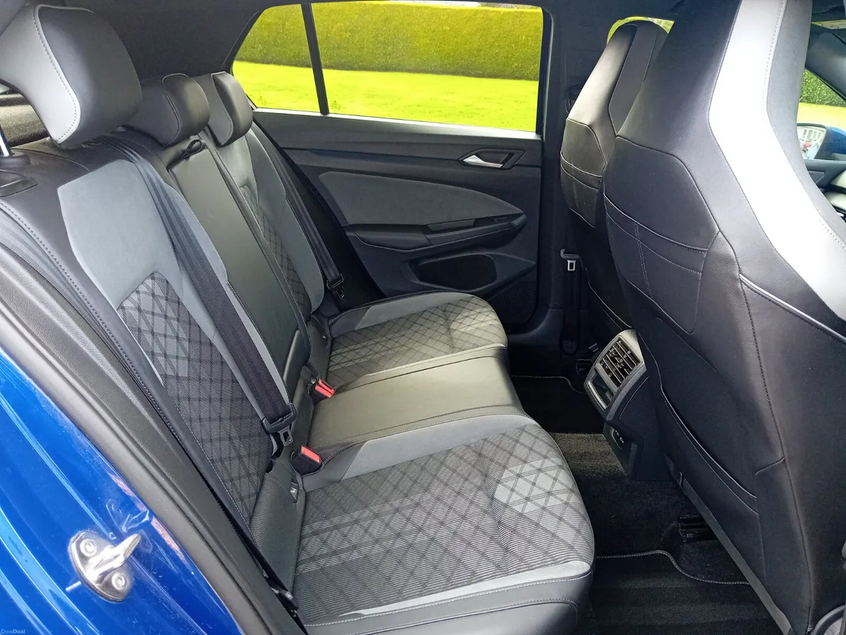 Volkswagen Golf 2022 - Image 4