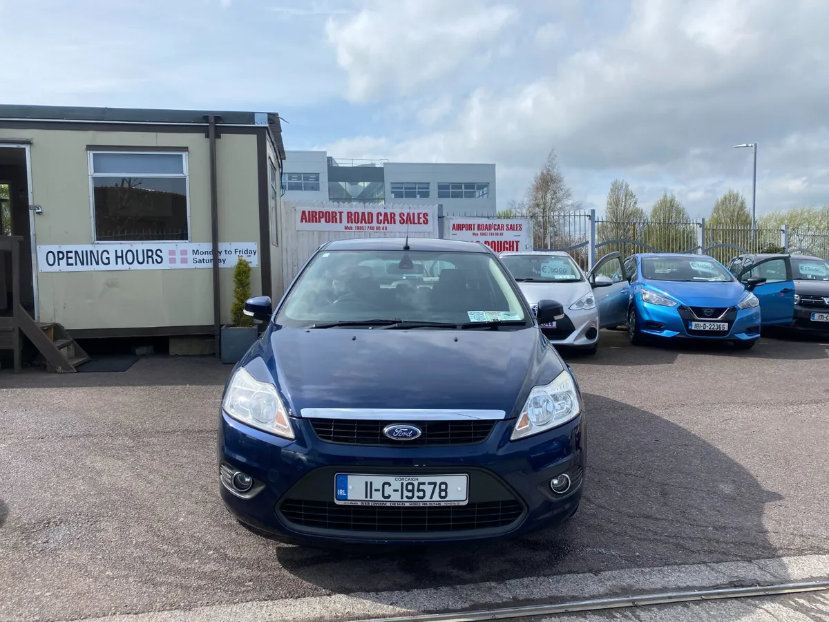 Ford Focus 2011 GREAT STARTER CAR - Image 2