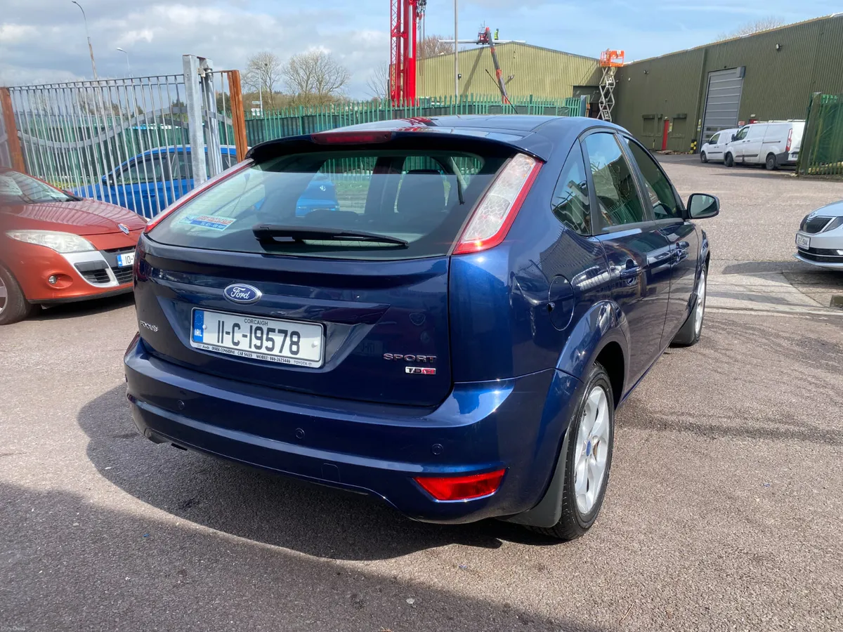 Ford Focus 2011 GREAT STARTER CAR - Image 4