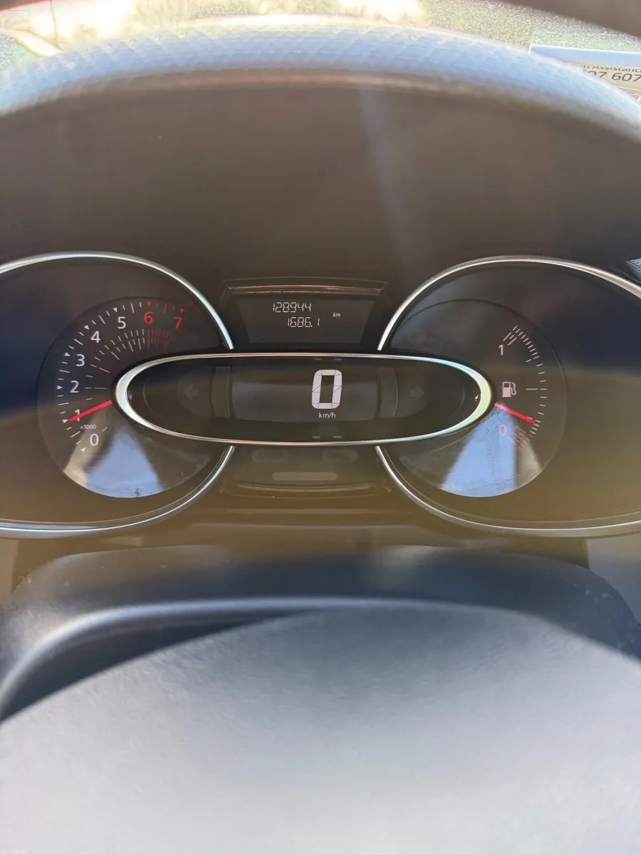 Renault Clio 2018 - Image 2