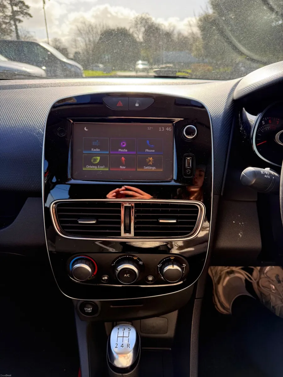 Renault Clio 2018 - Image 3