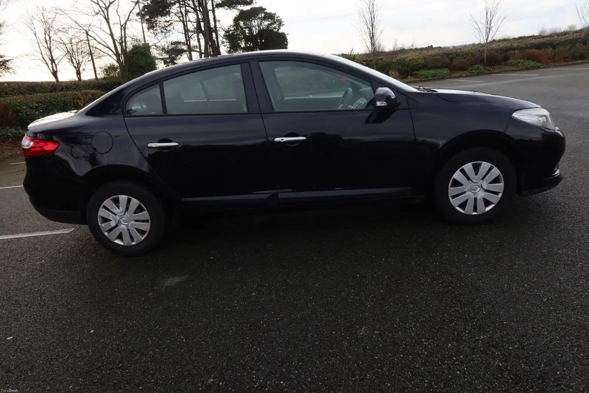 Renault fluence 2013 diesel - Image 2