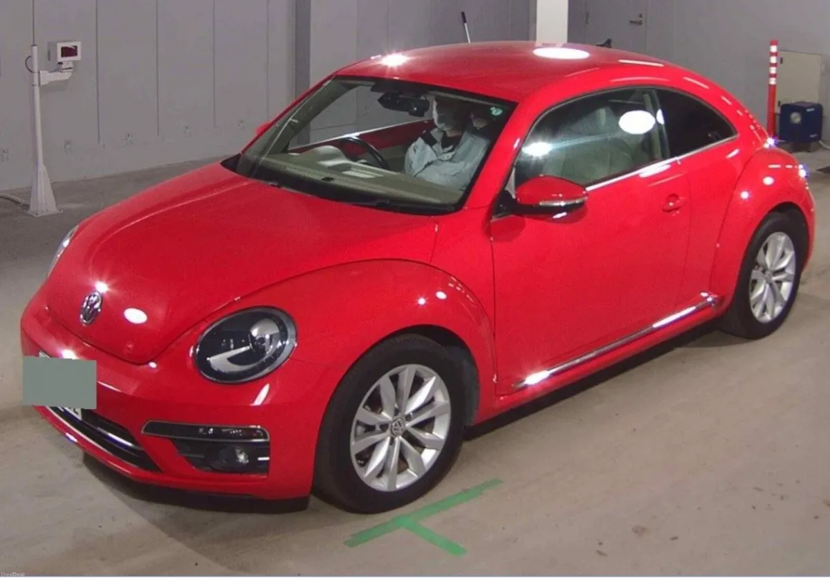 2017 VW Beetle Automatic - Image 2