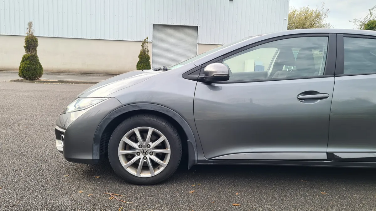 Honda Civic 2016 - Image 4