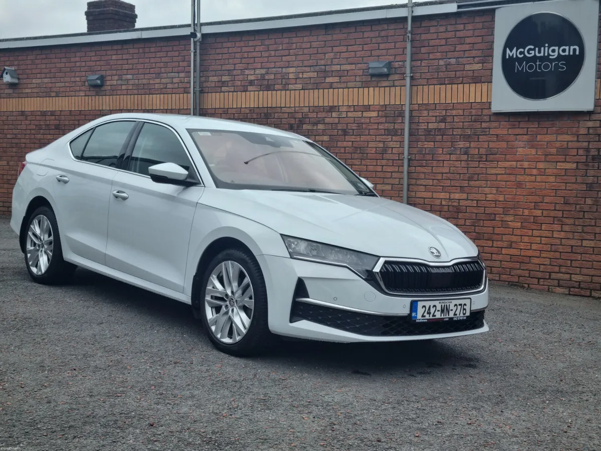 242 Skoda Octavia Selection + 2.0Tdi Auto - Image 3