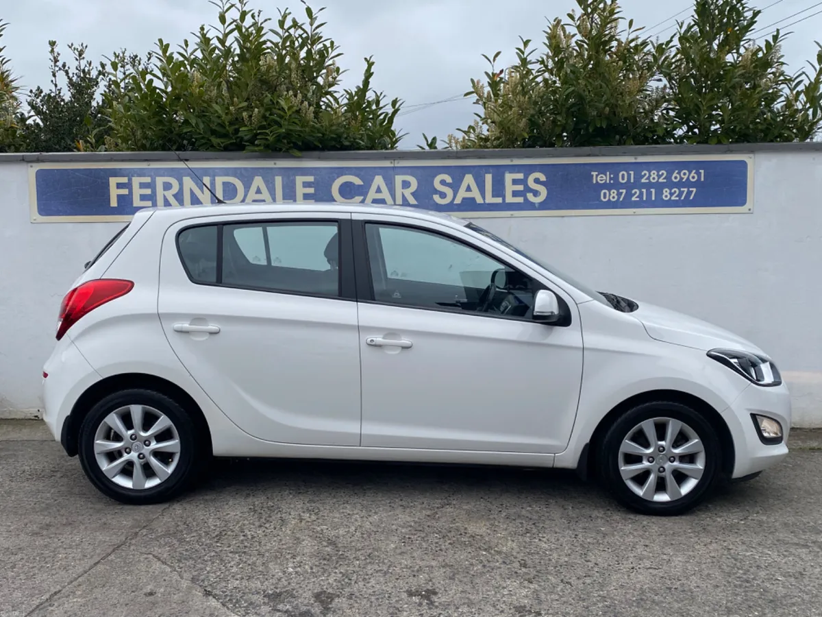 Hyundai i20 Auto only 30k Miles - Image 2
